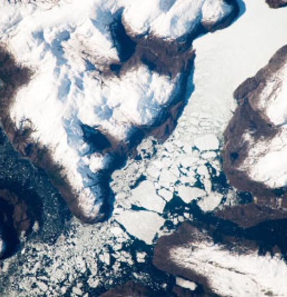 Het ISS monitort de gletsjers van Patagonië