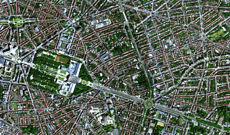 Hyperspectral image (red-green-blue) of the Cinquantenaire Park in Brussels. The hyperspectral data displayed are part of the BelAIR Sonia site, flown in the summer of 2015 with the APEX sensor.