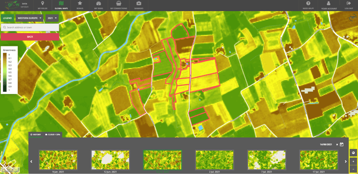 Sentinel-2 derived greenness (fAPAR) to monitor crop performance across fields over time, © WatchITgrow